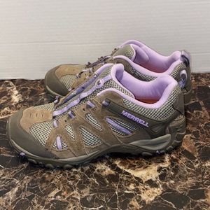 Women Merrill shoes size 8